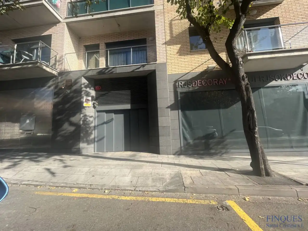 Aparcament en venda a Avenida Canaries