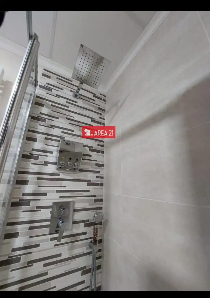 Bathroom of Flat for sale in La Pobla de Vallbona  with Air Conditioner and Heating