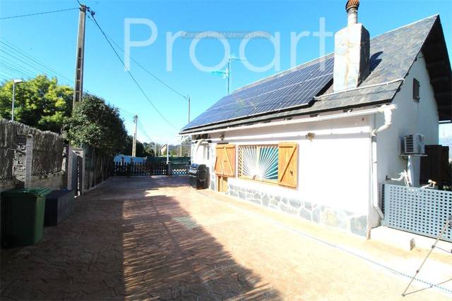 Casa-chalet en Venta en Vallgorguina