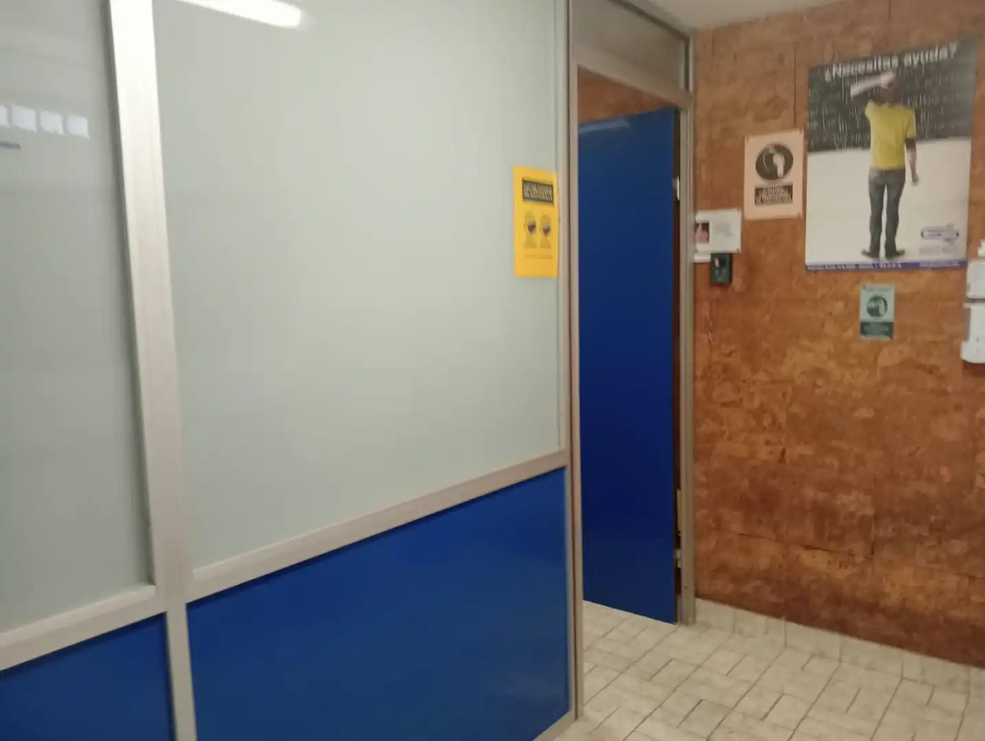 Gewerbefläche zur Miete in Carrer de l'Explorador Andrés 27, imagen 2