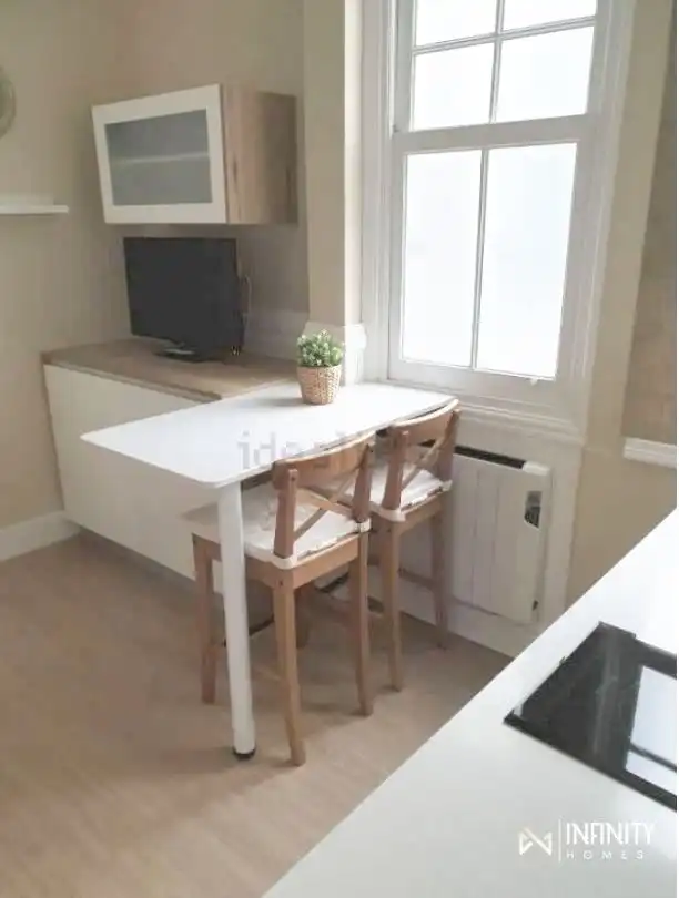 Comedor de Apartamento de alquiler en Bilbao  con Calefacción, Horno y Lavadora