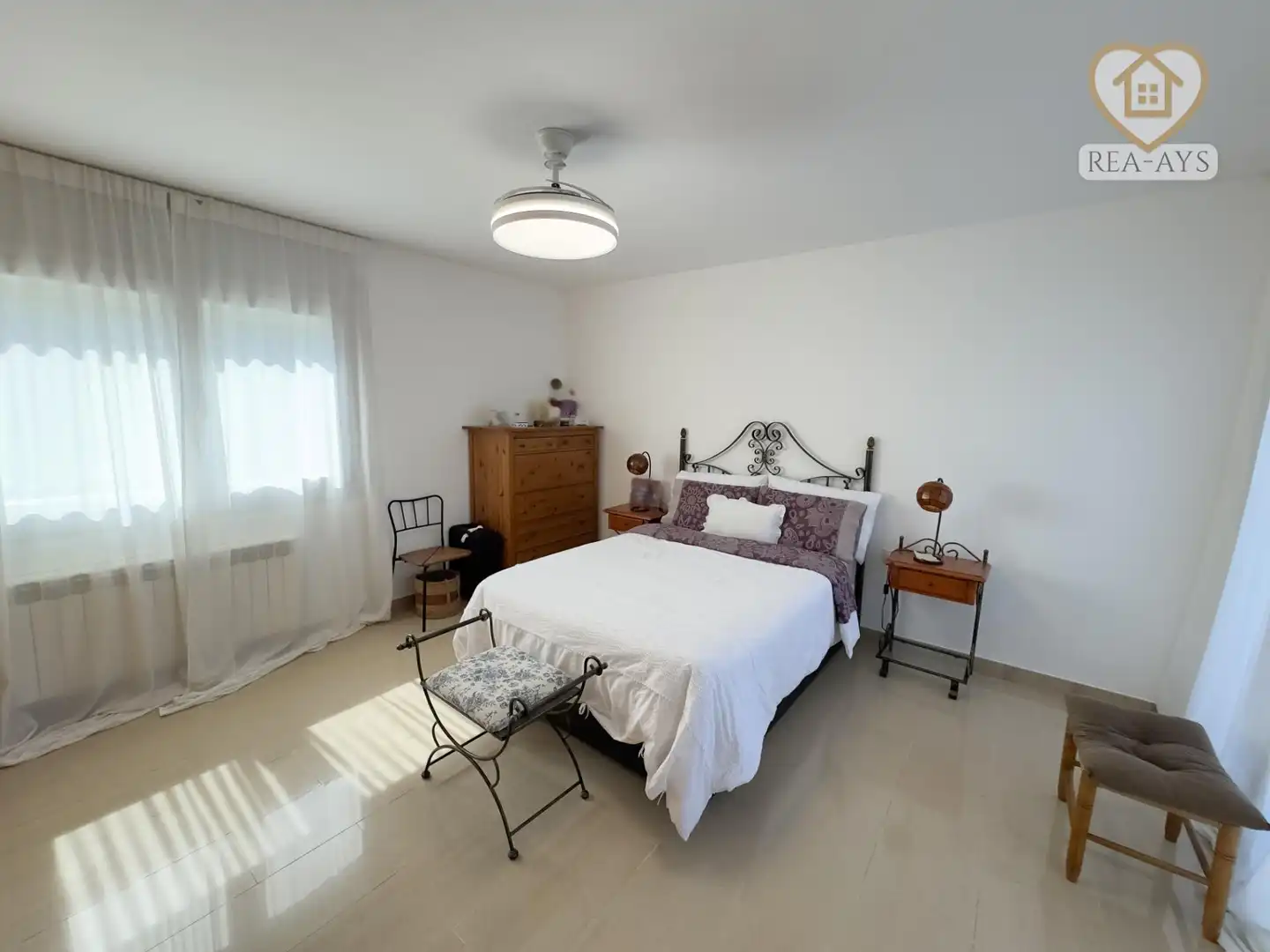 Dormitori de Casa o xalet en venda en Mediona amb Calefacció, Jardí privat i Terrassa