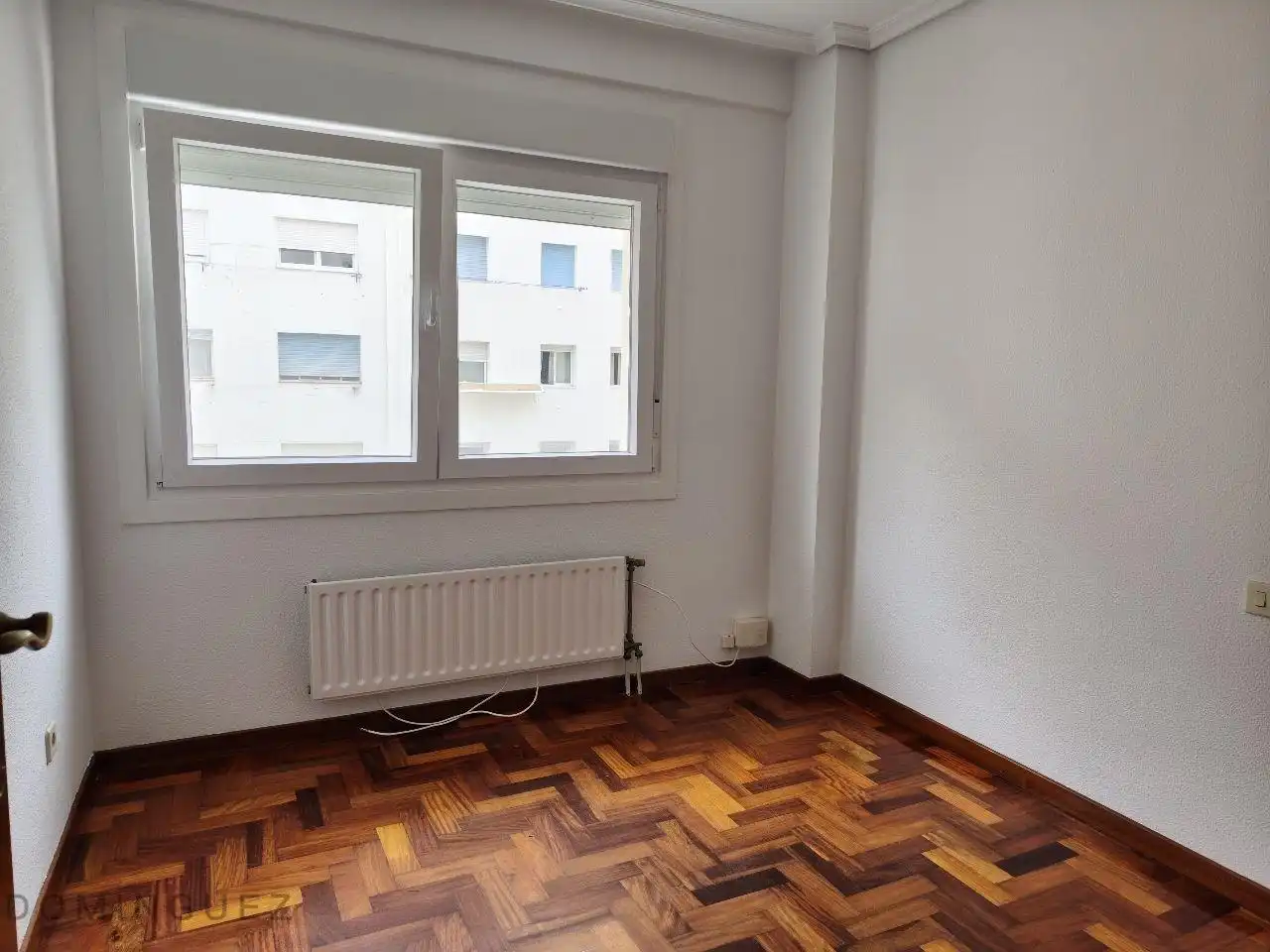 Habitación de Piso de alquiler en Vigo  con Calefacción, Terraza y Trastero