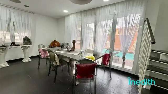 Menjador de Casa o xalet en venda en Cunit amb Aire condicionat, Calefacció i Jardí privat