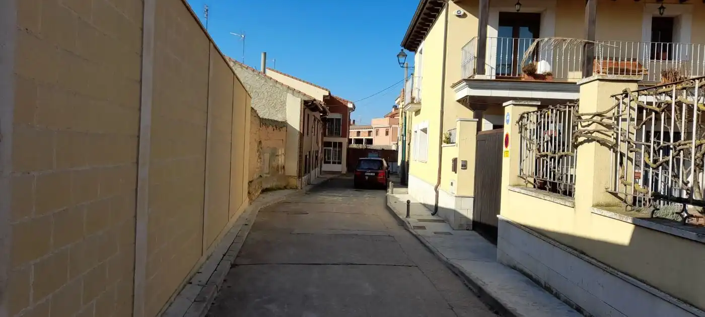 Vista exterior de Residencial en venta en Cigales
