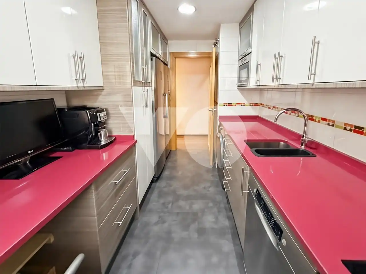 Flat for sale in Austria, Rosas - Musas