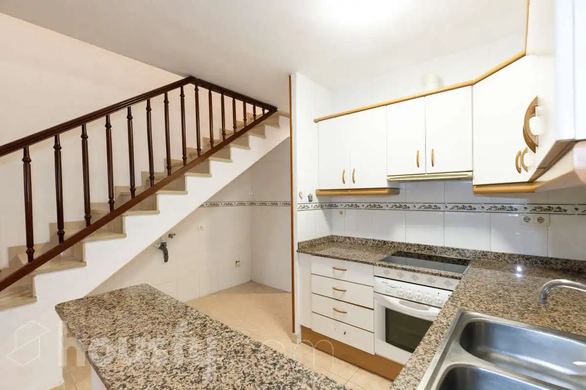 House with terrace for sale in CL De les Gardenies ., imagen 17