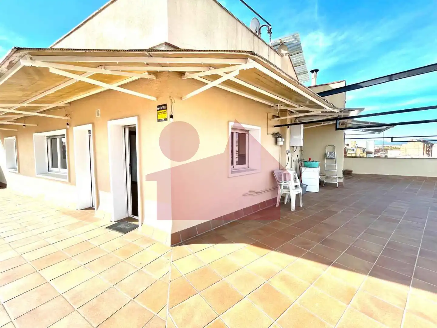 Exterior view of Attic for sale in Mollet del Vallès  with Heating, Terrace and Alarm