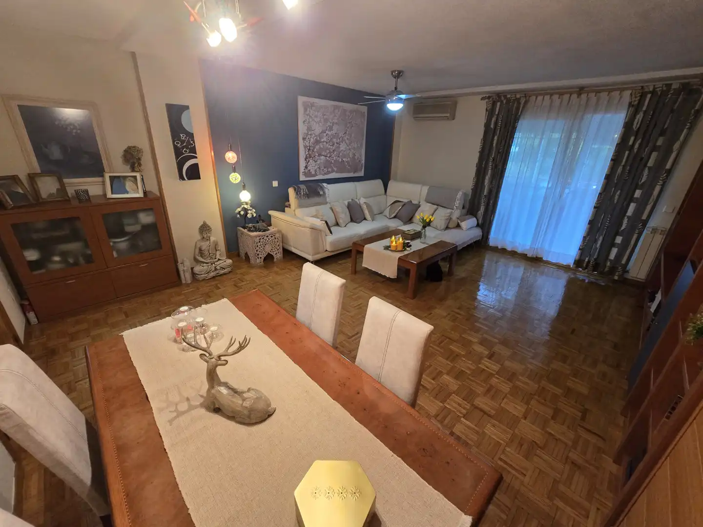 Living room of Flat for sale in Madrid  with Air Conditioner, Heating and Terrace
