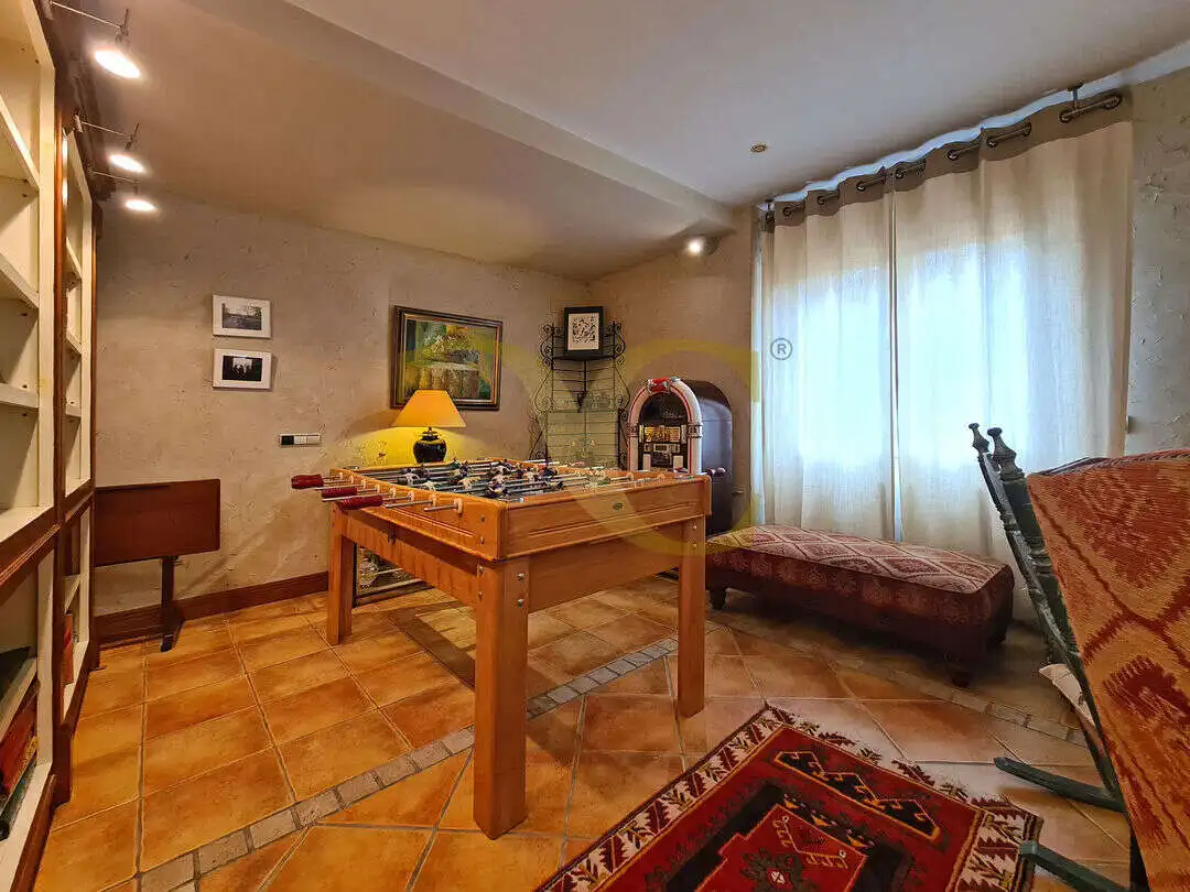 Casa o xalet en venda en Gijón  amb Calefacció, Jardí privat i Terrassa