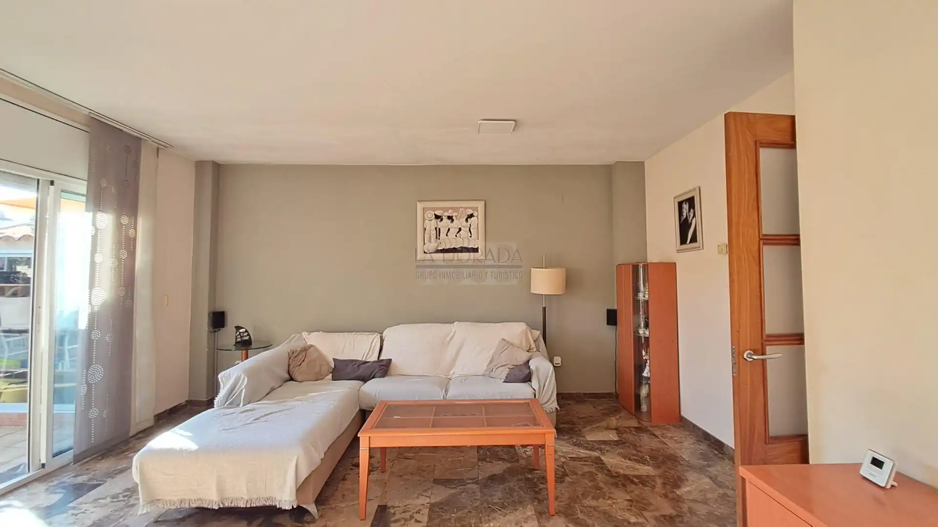 Adosado con terraza en venta en Carrer Belgrad, imagen 8
