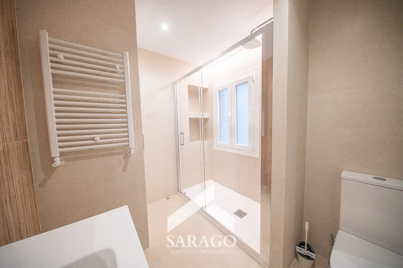 Baño de Piso de alquiler en Madrid con Aire acondicionado, Calefacción y Amueblado
