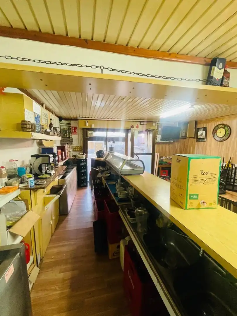 Cocina de Local de alquiler en Santa Coloma de Gramenet
