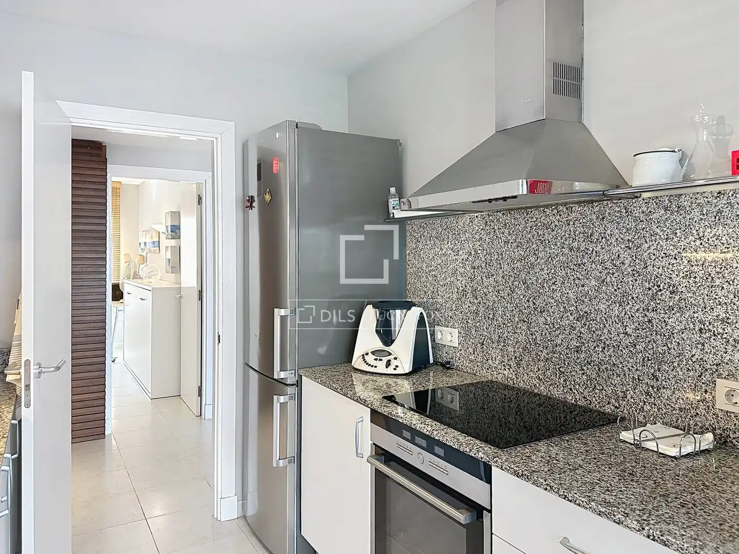 Küche von Wohnung zur Miete in Ciutadella de Menorca mit Klimaanlage, Heizung und Privatgarten