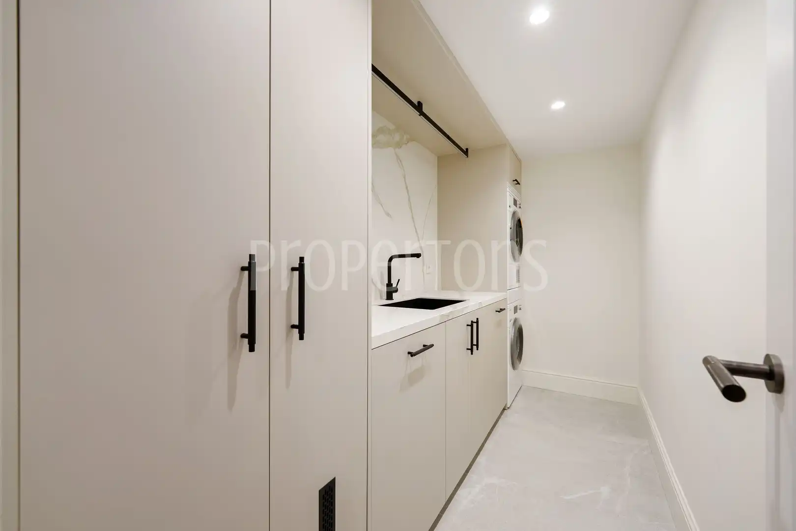 Haus zum Verkauf in N/A, imagen 43