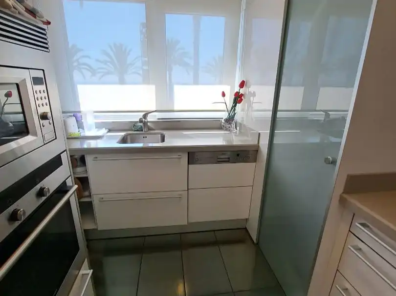Apartamento con piscina en venta en Paseo Miramar 60, imagen 19