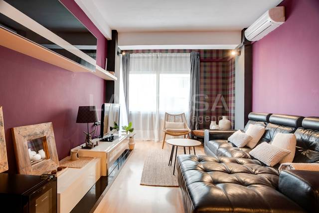 Piso en Venta en La Verneda i la Pau