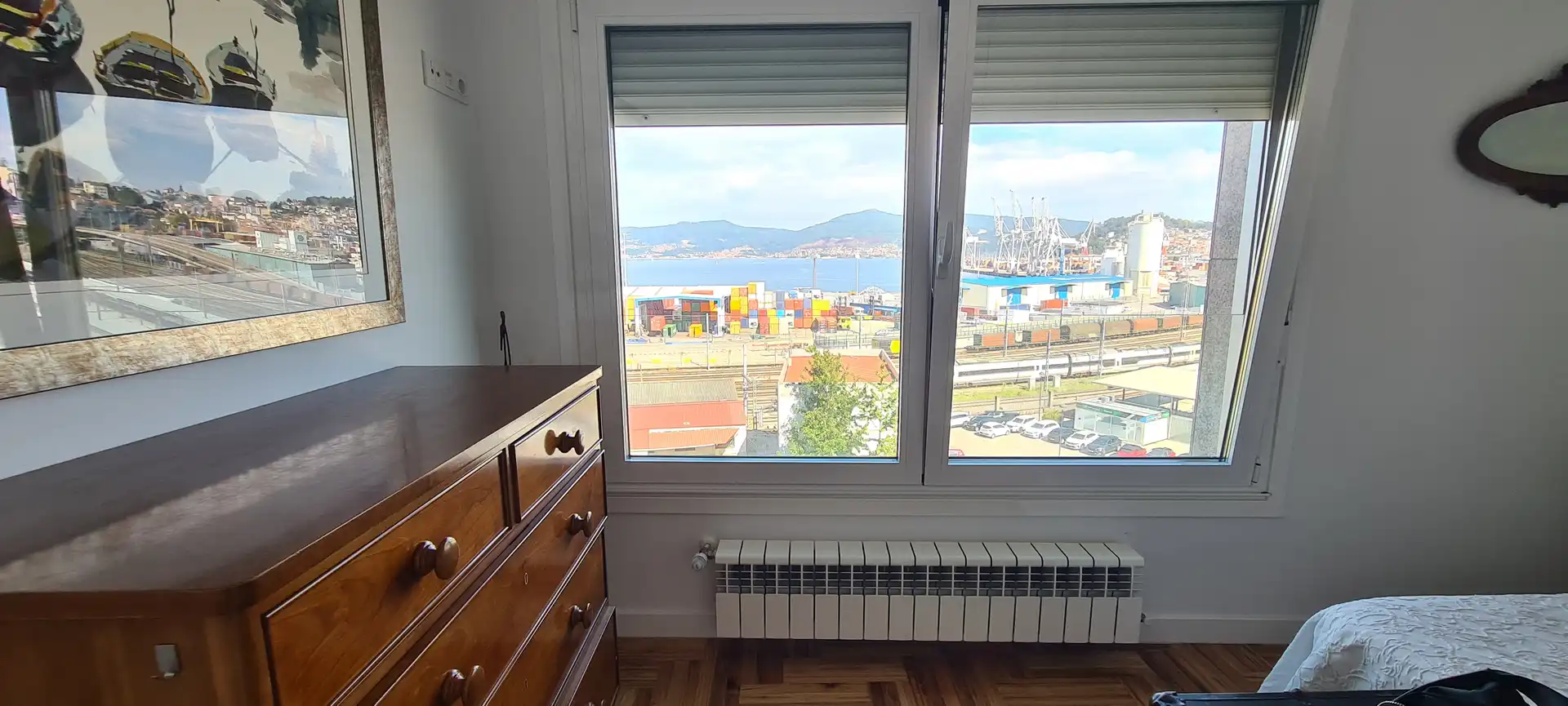 Habitación de Piso de alquiler en Vigo  con Calefacción, Parquet y Amueblado
