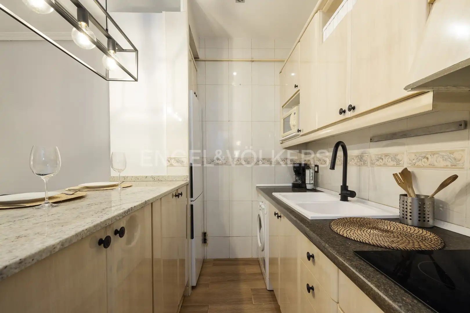 Cocina de Piso de alquiler en Madrid con Aire acondicionado, Calefacción y Amueblado