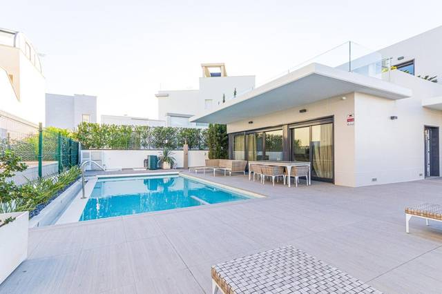 Casa-chalet en Venta en Campoamor