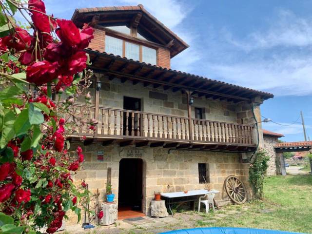 Casa-chalet en Venta en Calle San Vicente en Arija