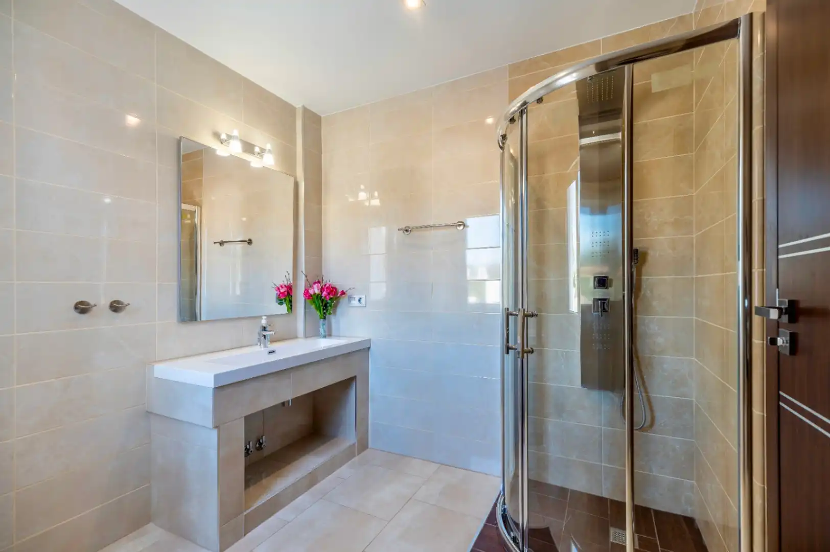 Casa con piscina en venta en Pueblo - Urbanizaciones, imagen 16