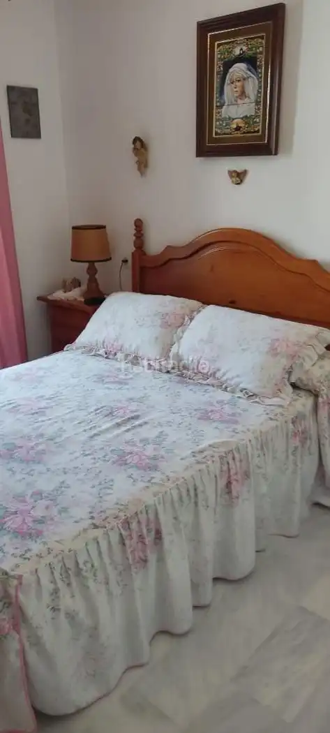 Terraced house with pool to rent in Avenida Catavino de Oro 13