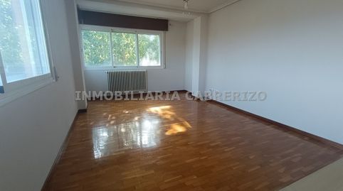 Foto 2 de Estudi en venda a Cascajos - Piqueras, Logroño