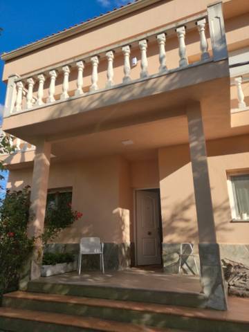 Casa-chalet en Venta en Calle del Segura, 361 en El Tiemblo