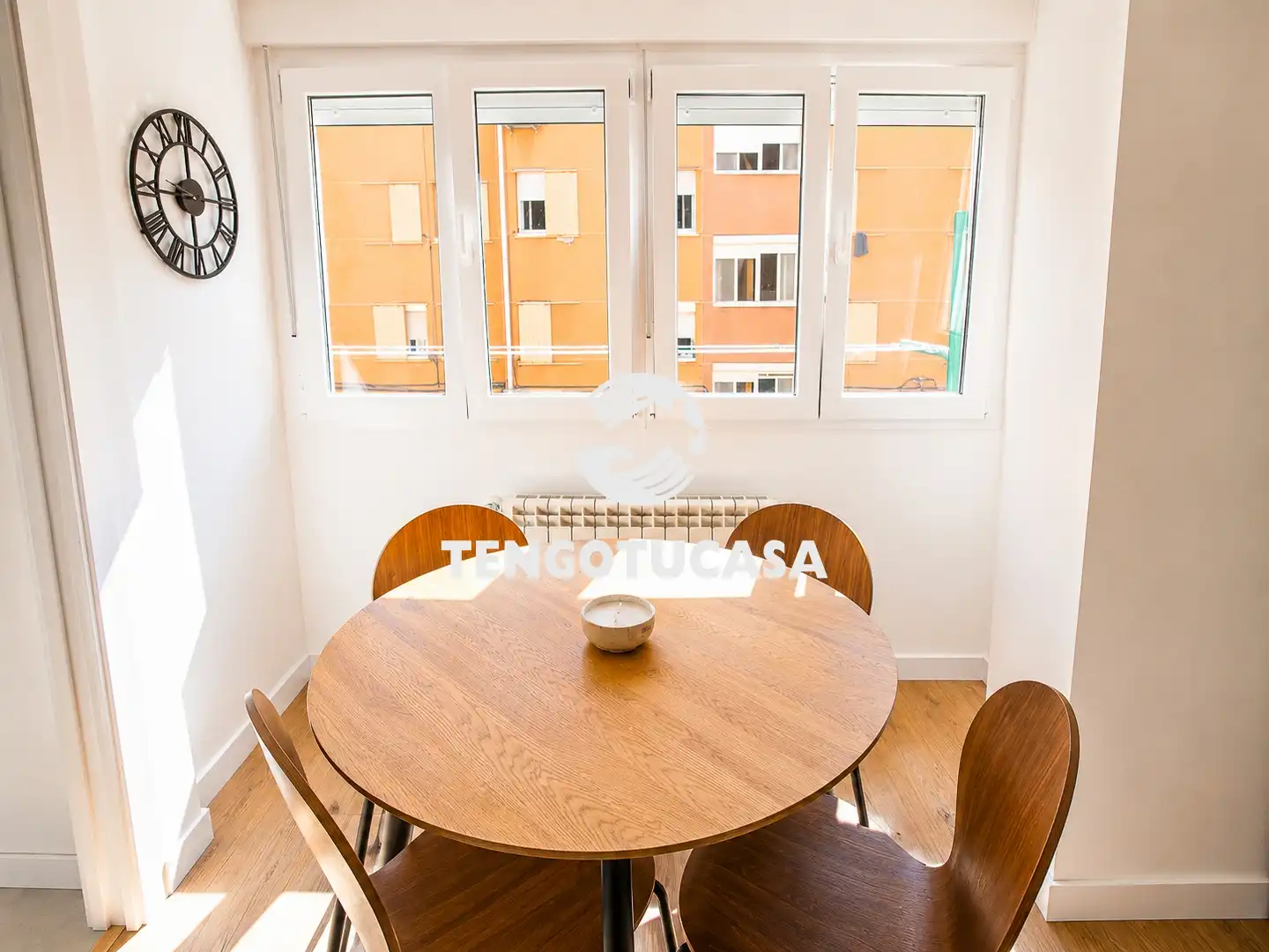 Dining room of Flat for sale in Madrid  with Air Conditioner, Furnished and Oven