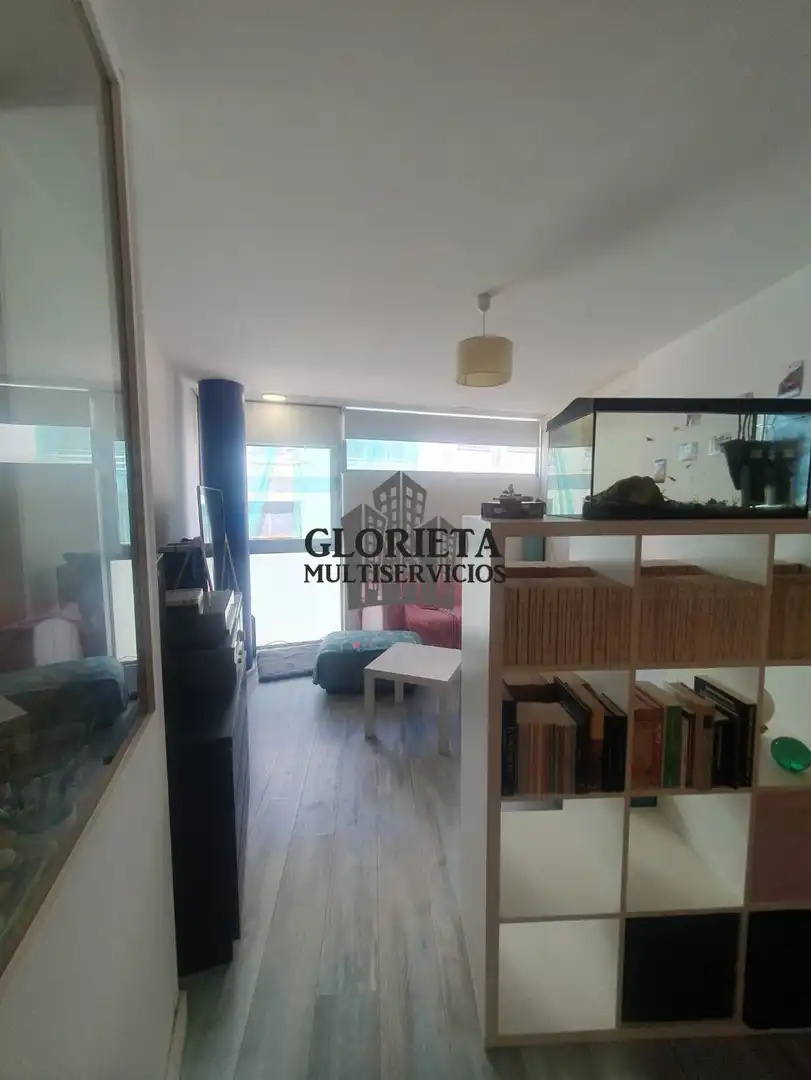 Sala de estar de Piso en venta en Vigo  con Calefacción, Trastero y Amueblado