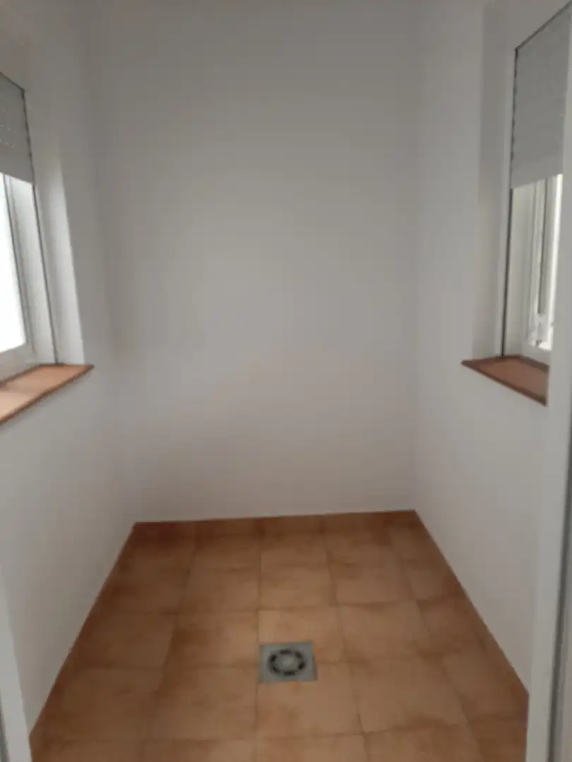 Habitación de Apartamento de alquiler en Villaverde del Río con Aire acondicionado y Amueblado