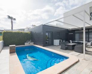 Piscina de Casa o xalet en venda en Algorfa amb Aire condicionat, Calefacció i Jardí privat