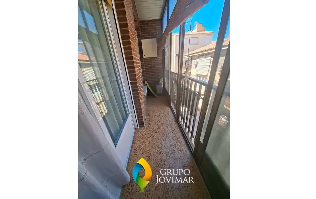 Terraza de Piso en venta en Guadix con Calefacción, Terraza y Amueblado