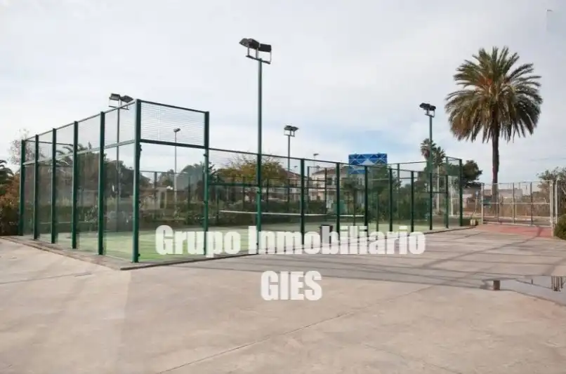 Vista exterior de Casa adosada en venta en Sueca con Aire acondicionado, Calefacción y Terraza
