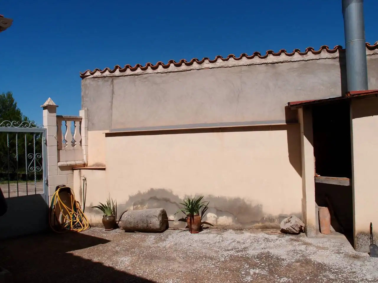 Exterior view of Houses for sale in Calatayud  with Heating