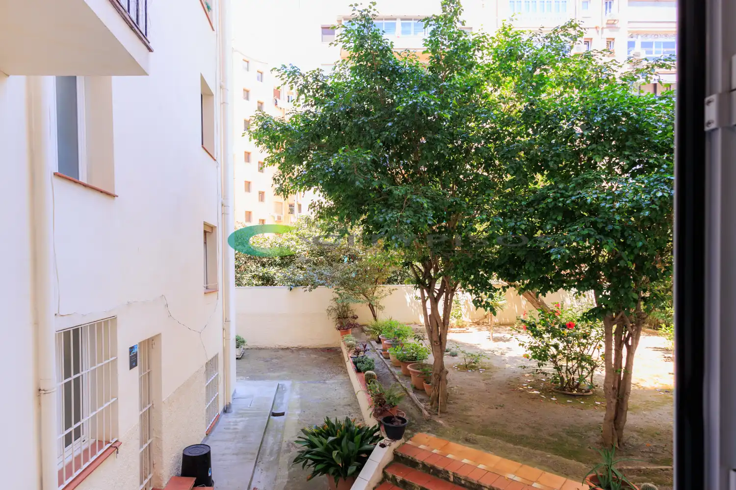 Terrassa de Pis en venda en Barcelona amb Aire condicionat, Traster i Forn