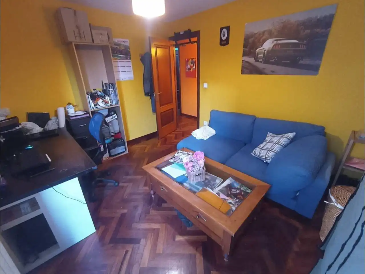 Sala d'estar de Pis en venda en Carral amb Calefacció, Terrassa i Traster