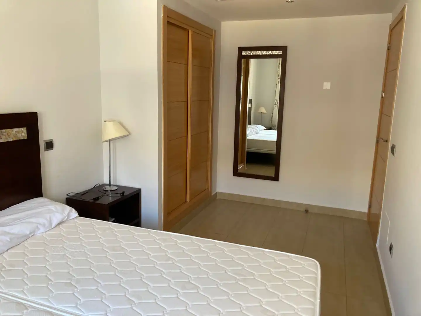 Habitación de Piso de alquiler en Las Lomas de Rame - Bahía Bella