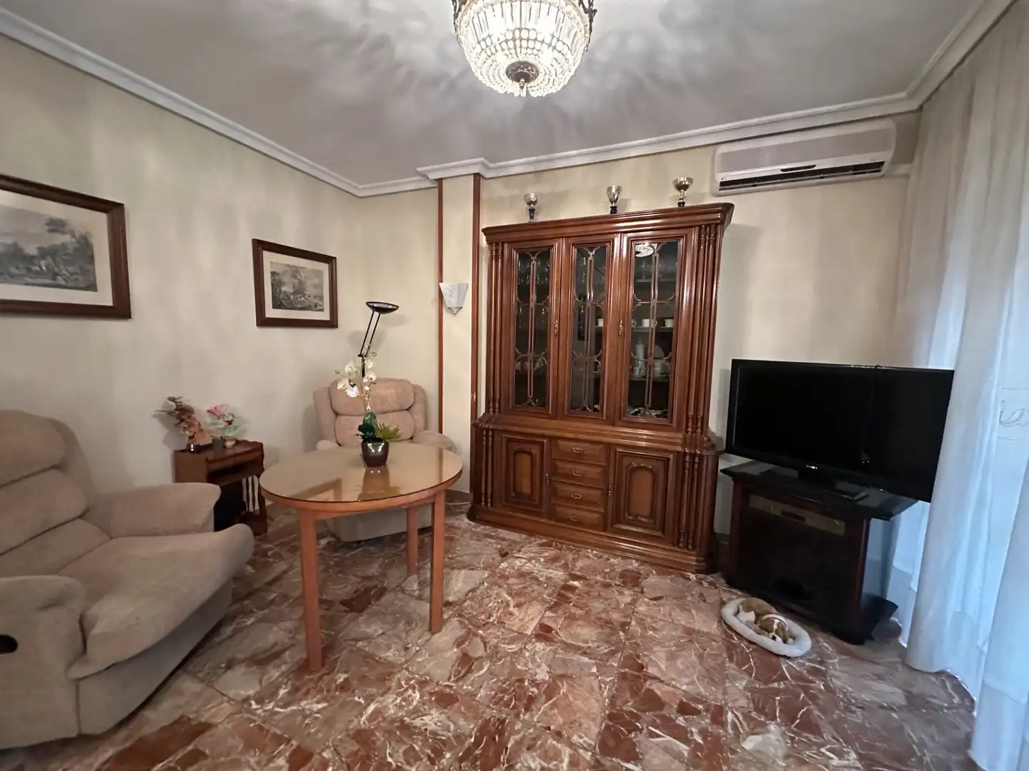 Sala de estar de Piso en venta en Úbeda con Aire acondicionado, Calefacción y Terraza