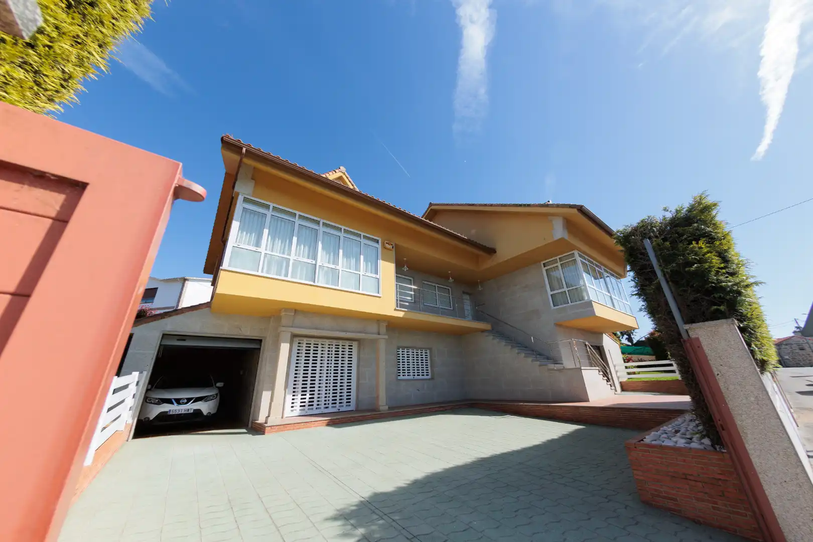 Vista exterior de Casa o chalet en venta en Vigo  con Jardín privado, Parquet y Terraza