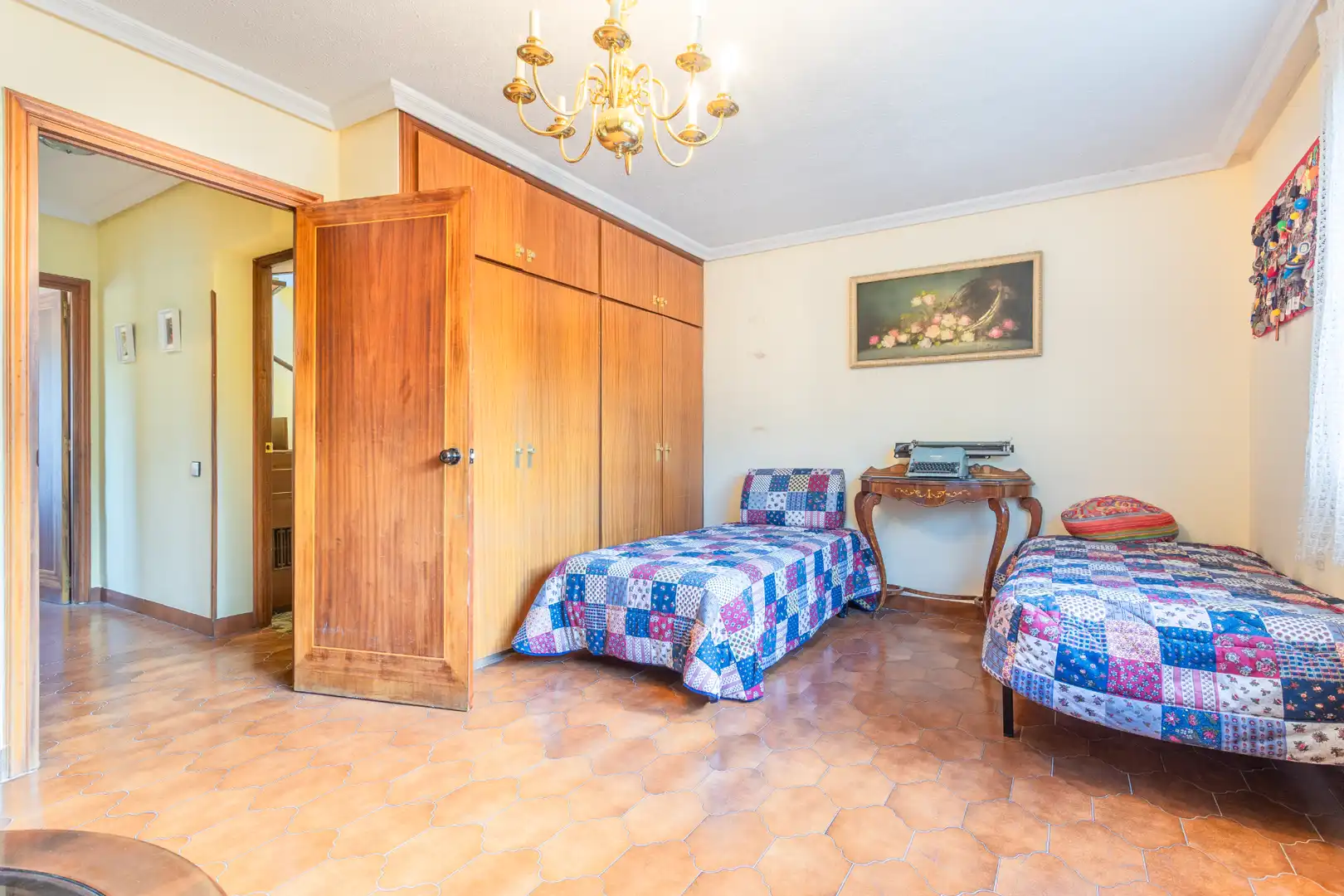 Bedroom of Houses for sale in Villanueva de la Cañada  with Air Conditioner, Heating and Storage room