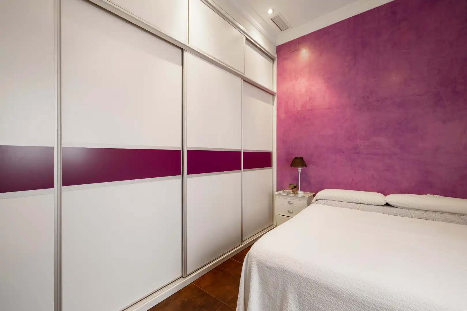 Bedroom of Flat for sale in Málaga  with Air Conditioner and Storage room