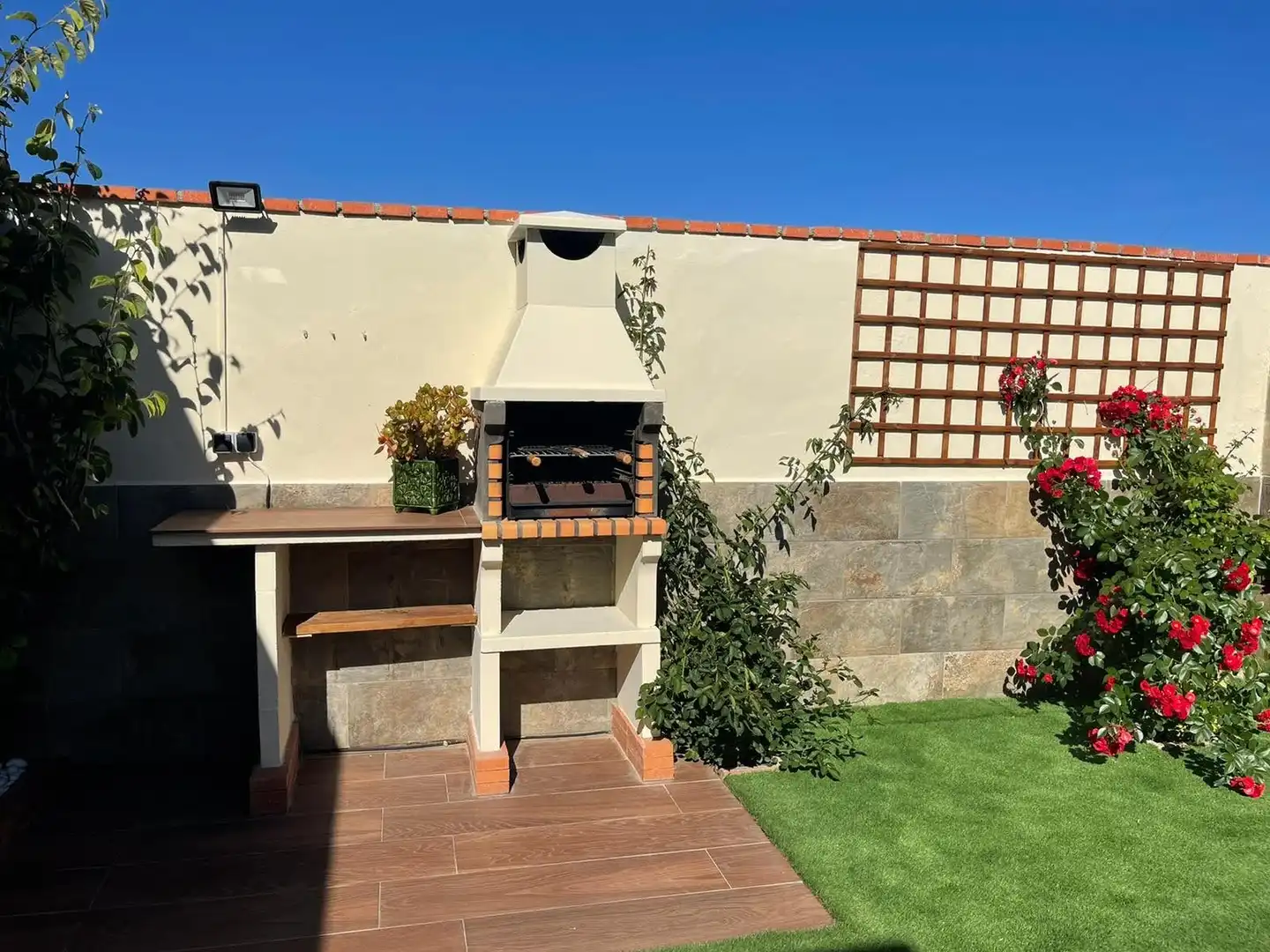 Houses for rent in Carril de Los Fuguillas, Barrio Nuevo