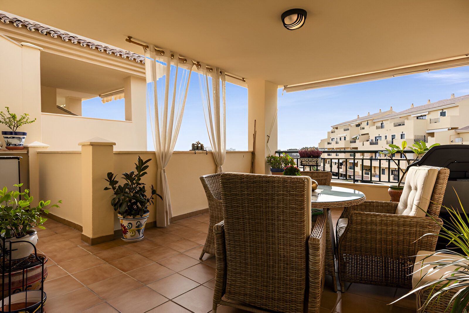 Terrassa de Apartament en venda en Benalmádena amb Aire condicionat, Terrassa i Piscina