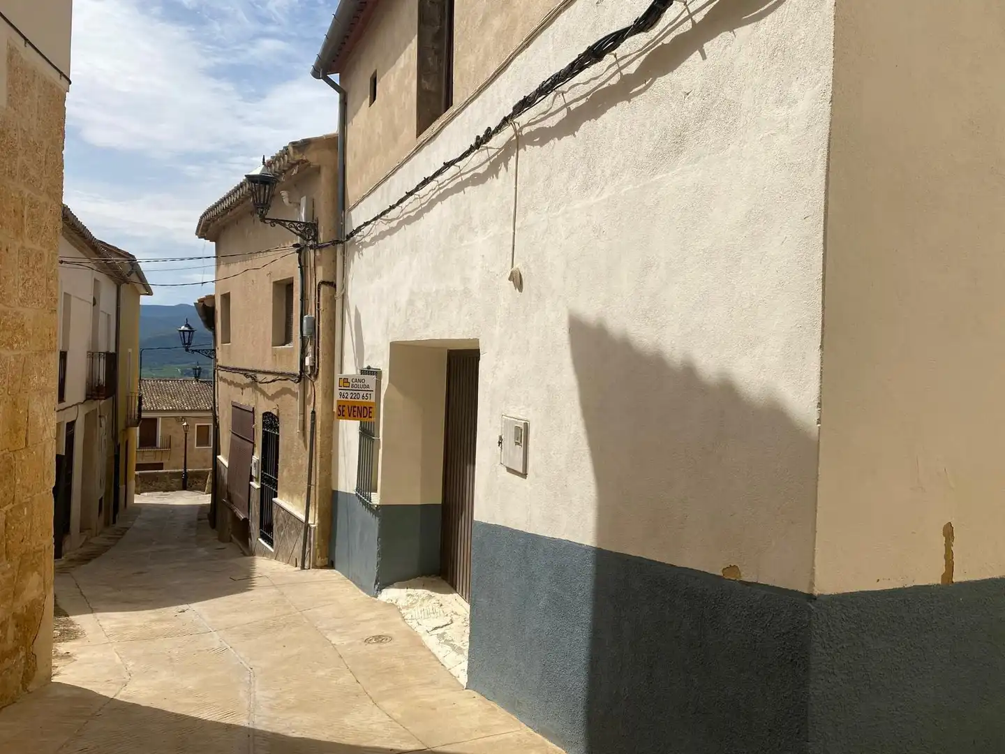 Exterior view of Country homes for sale in Montesa