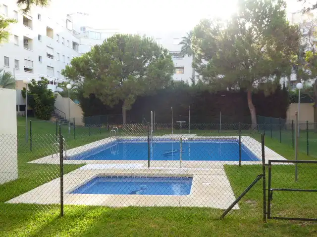 Schwimmbecken von Wohnung zur Miete in Málaga mit Klimaanlage, Terrasse und Möbliert