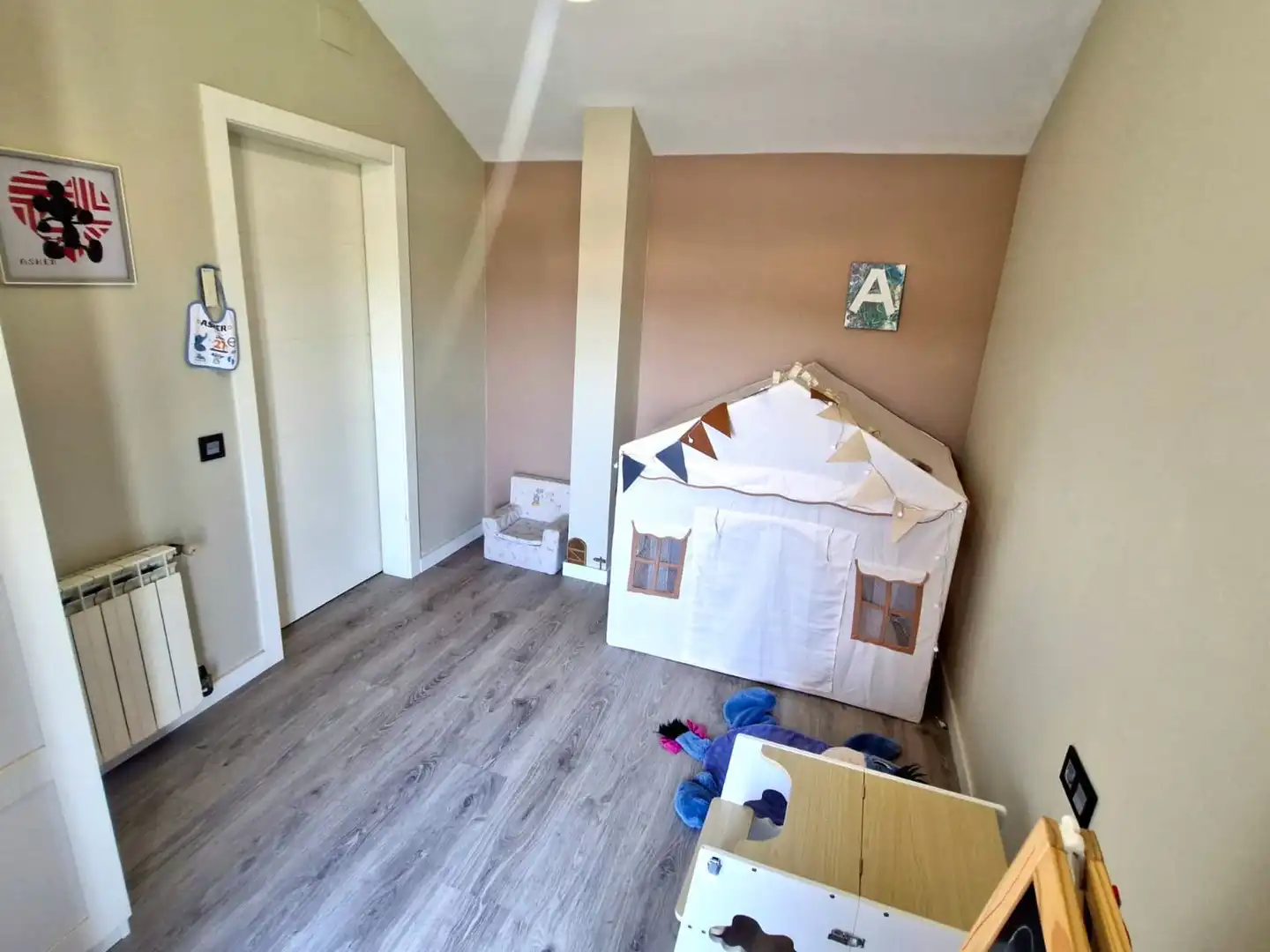 Dormitori de Pis en venda en Sant Andreu de la Barca amb Calefacció, Parquet i Terrassa