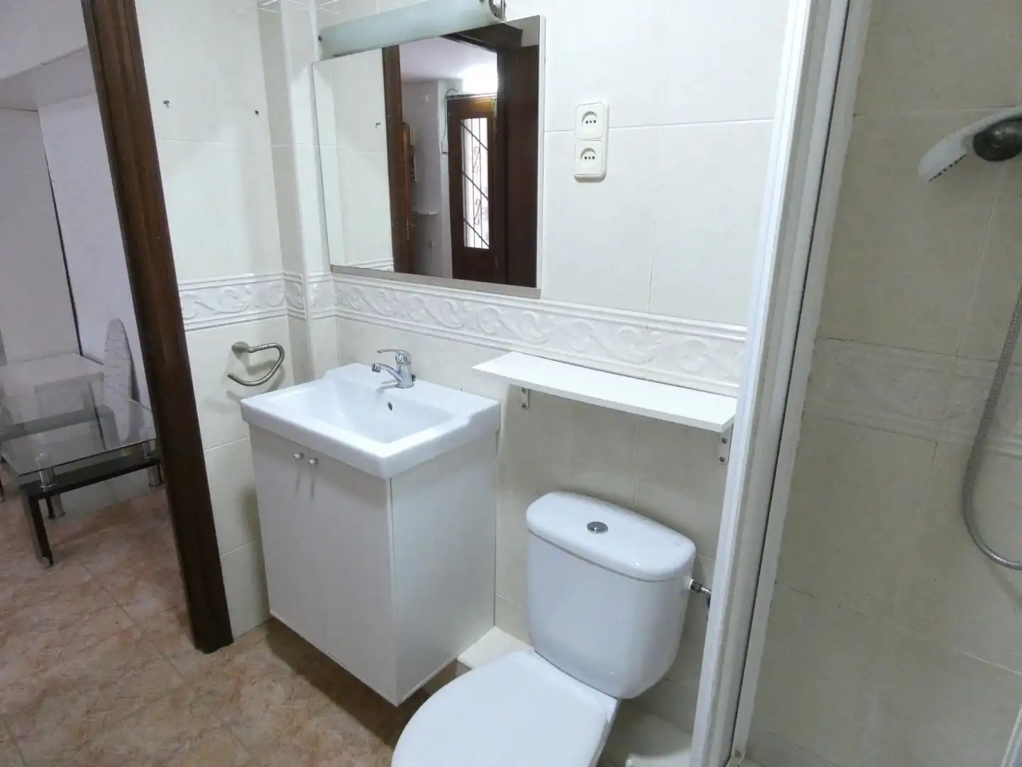 Baño de Planta baja en venta en Barcelona con Amueblado