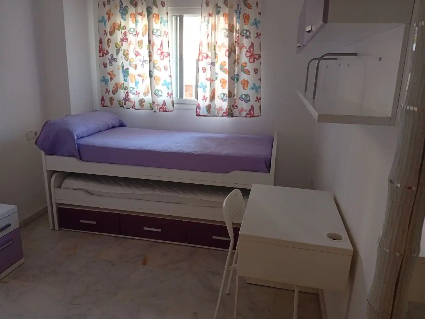 Bedroom of Flat for rent in Estepona Pueblo